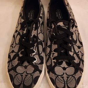 Women's Size 10B, EU 42, Coach A3851 Kalyn, sneakers.